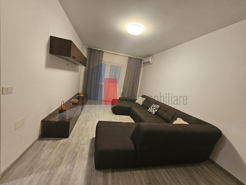 Aparatorii Patriei- Metalurgiei- Apartament cu doua camere- centrala+ loc parcare