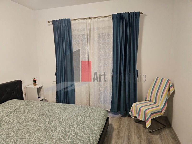 Aparatorii Patriei- Metalurgiei- Apartament cu doua camere- centrala+ loc parcare