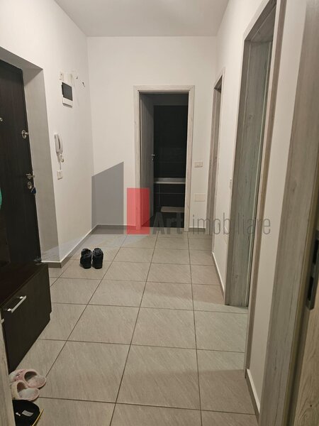 Aparatorii Patriei- Metalurgiei- Apartament cu doua camere- centrala+ loc parcare